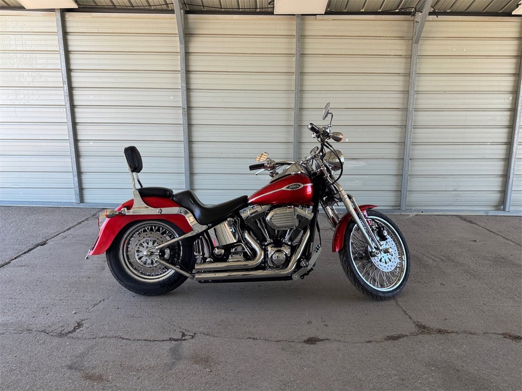 2001 Harley-Davidson Softail Base