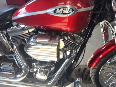 2001 Harley-Davidson Softail Base