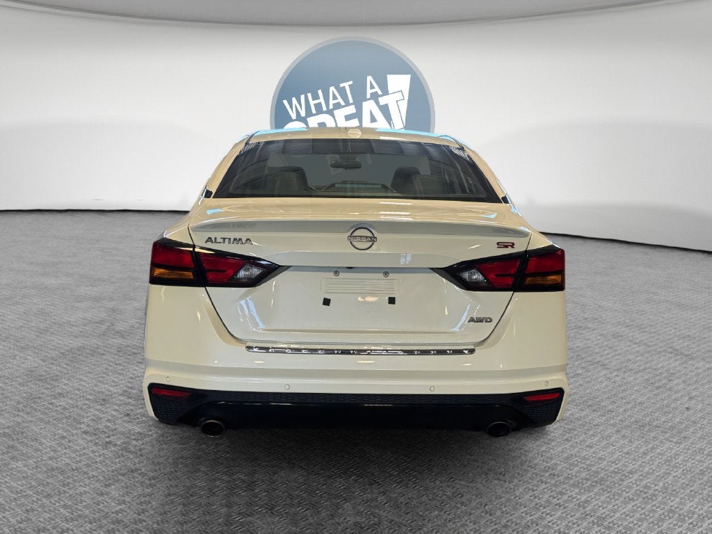 2023 Nissan Altima 2.5 SR