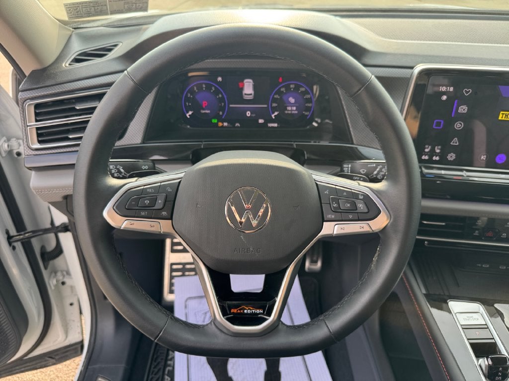 2025 Volkswagen Atlas 2.0T Peak Edition