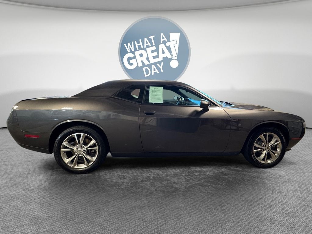 2023 Dodge Challenger SXT