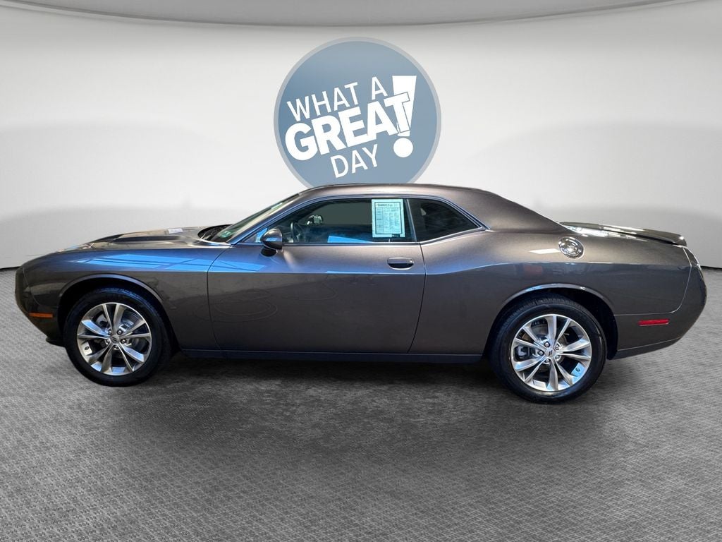 2023 Dodge Challenger SXT