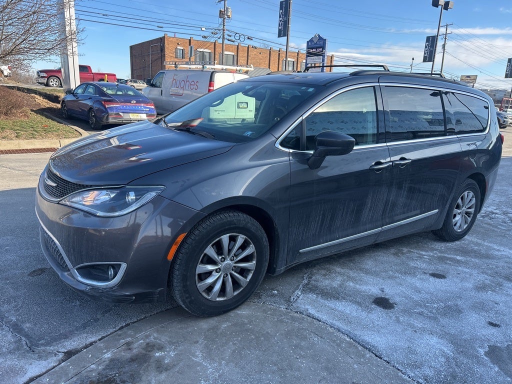 2017 Chrysler Pacifica Touring L