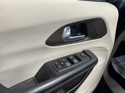 2018 Chrysler Pacifica LX Safely Tech Pkg