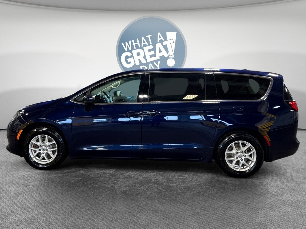 2018 Chrysler Pacifica LX Safely Tech Pkg