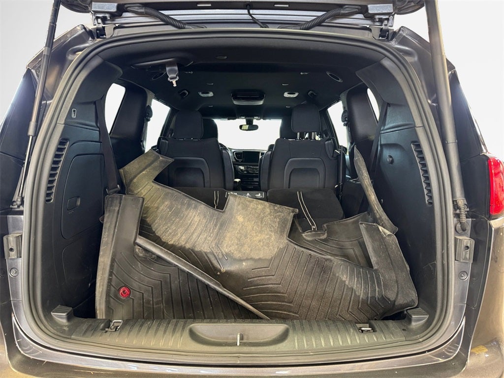 2020 Chrysler Pacifica Hybrid Touring DVD