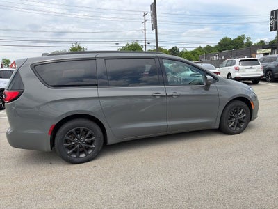 2021 Chrysler Pacifica Limited