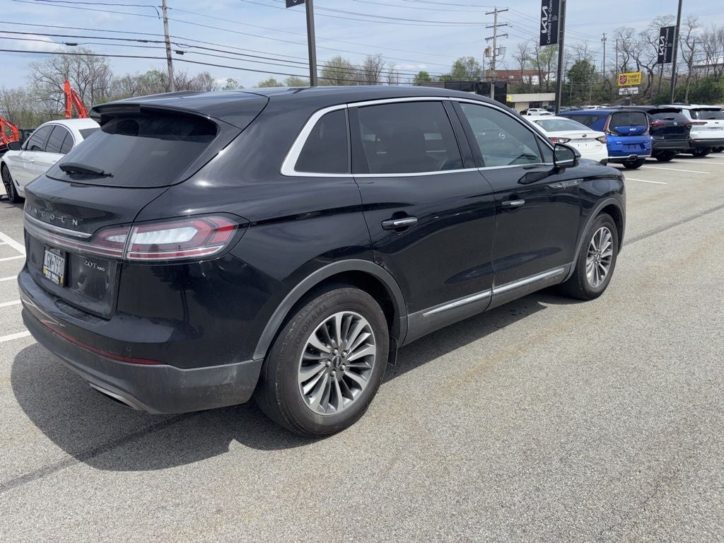 2020 Lincoln Nautilus Reserve