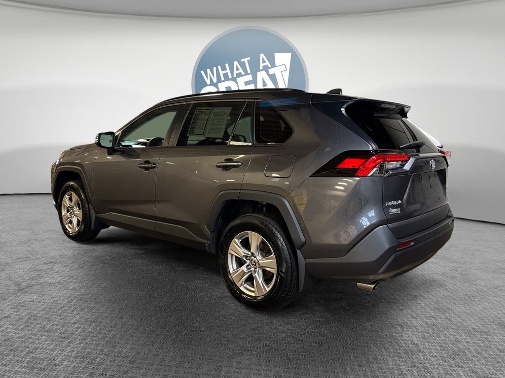 2023 Toyota RAV4 XLE MOON RF