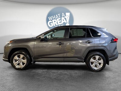 2023 Toyota RAV4 XLE MOON RF
