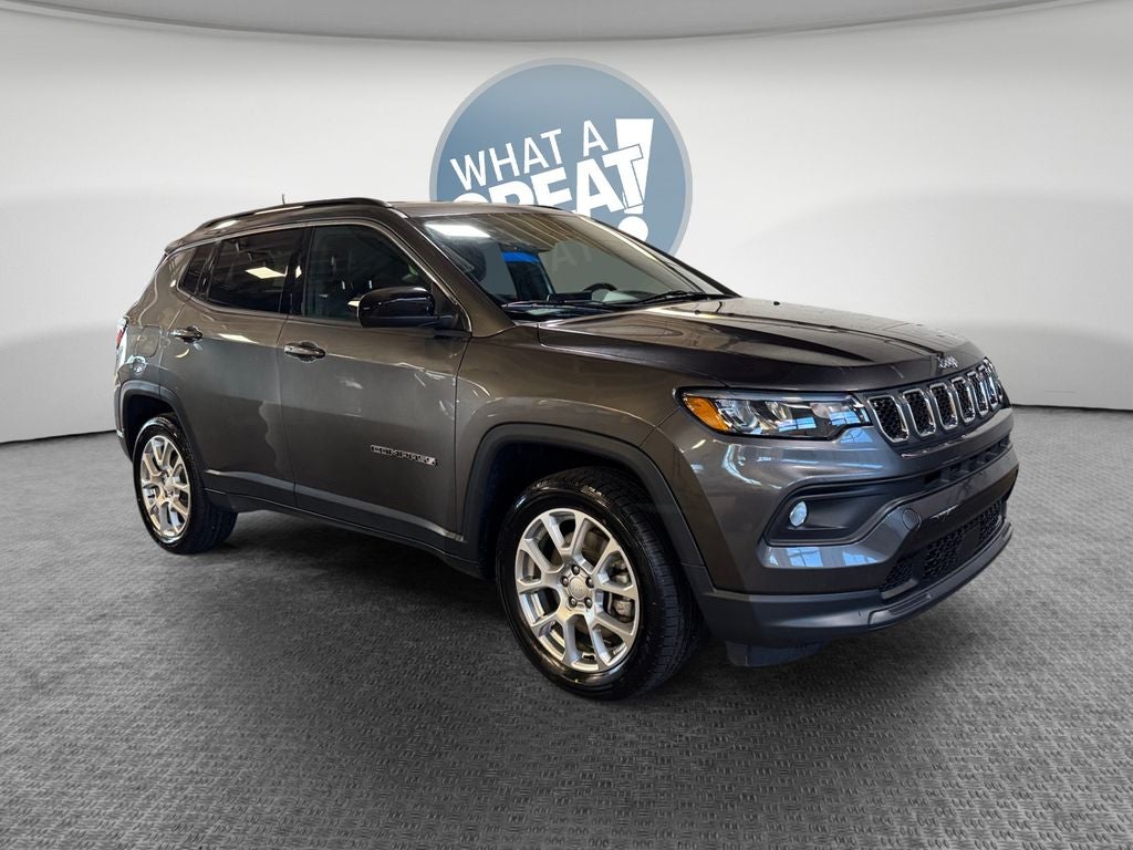 2023 Jeep Compass Latitude Lux