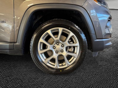 2023 Jeep Compass Latitude Lux