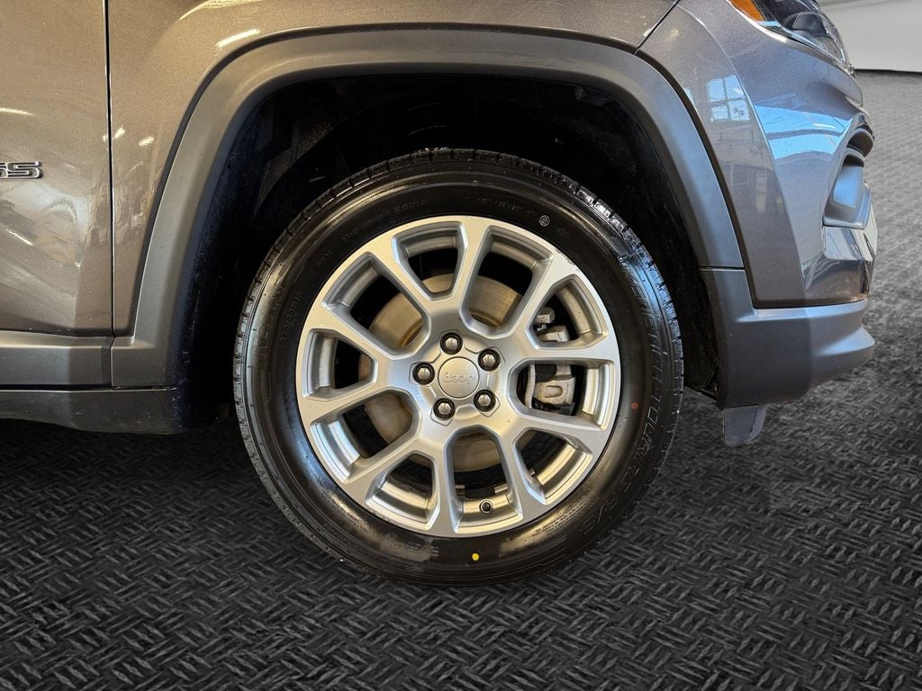 2023 Jeep Compass Latitude Lux