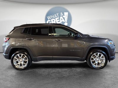 2023 Jeep Compass Latitude Lux