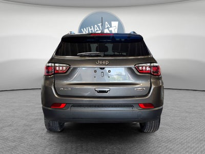 2023 Jeep Compass Latitude Lux