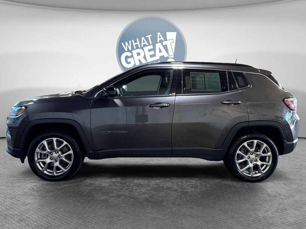 2023 Jeep Compass Latitude Lux