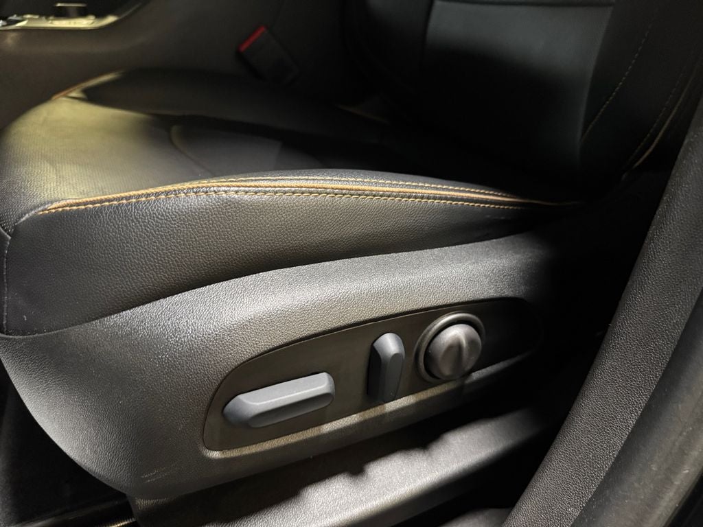 2023 GMC Terrain AT4 MOON RF