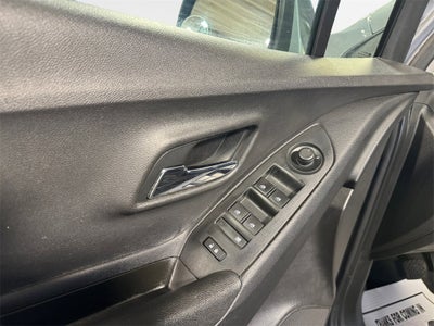 2020 Chevrolet Trax LS FWD