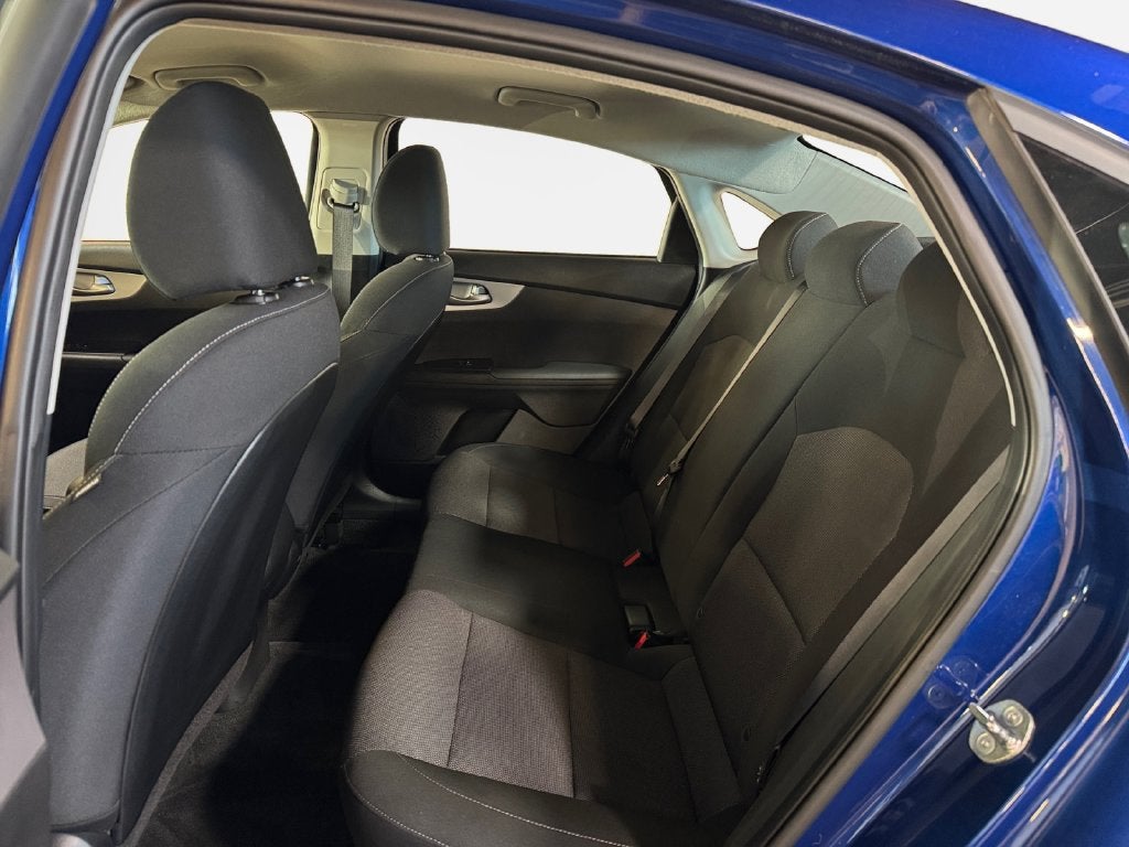 2023 Kia Forte LXS Technology Pkg