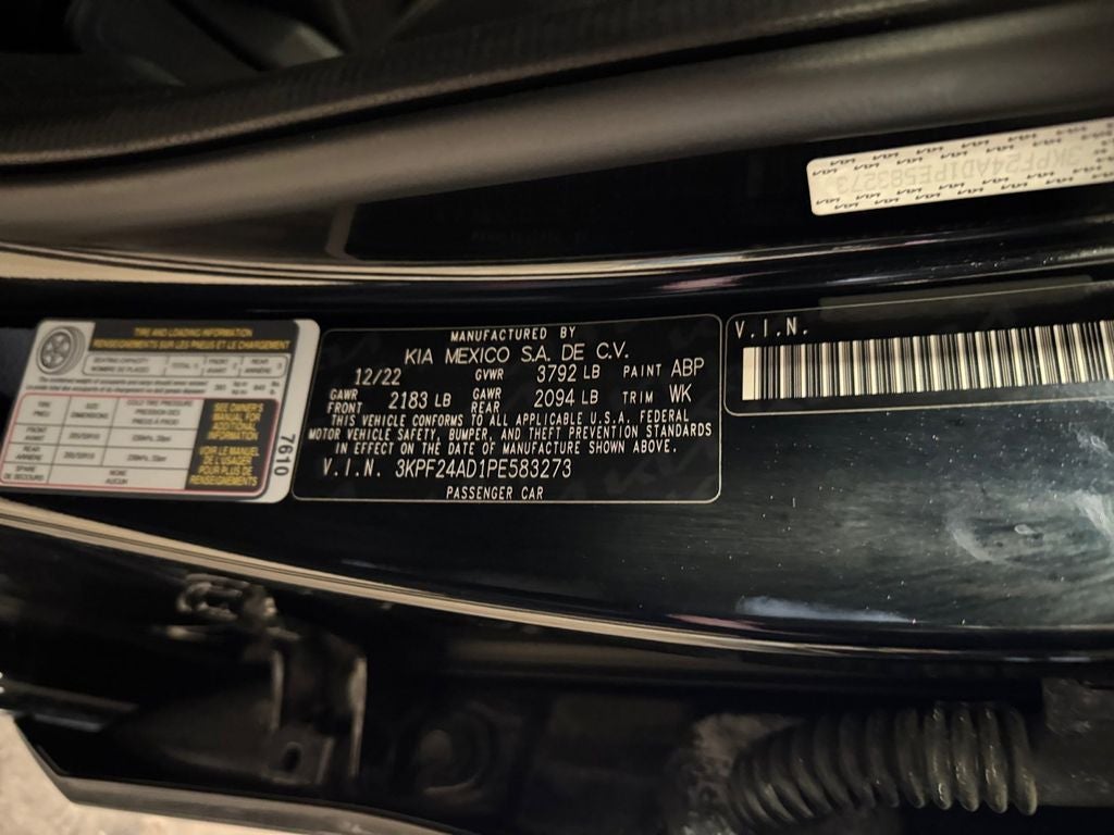 2023 Kia Forte LXS Technology Pkg