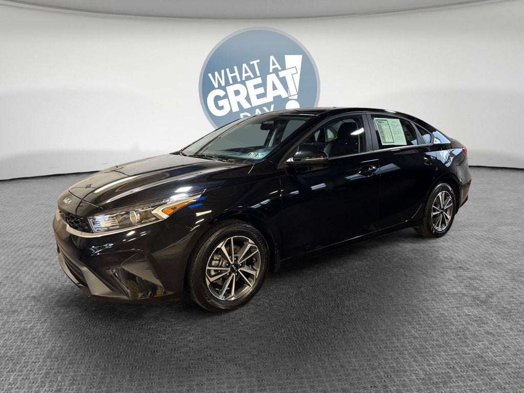 2023 Kia Forte LXS Technology Pkg