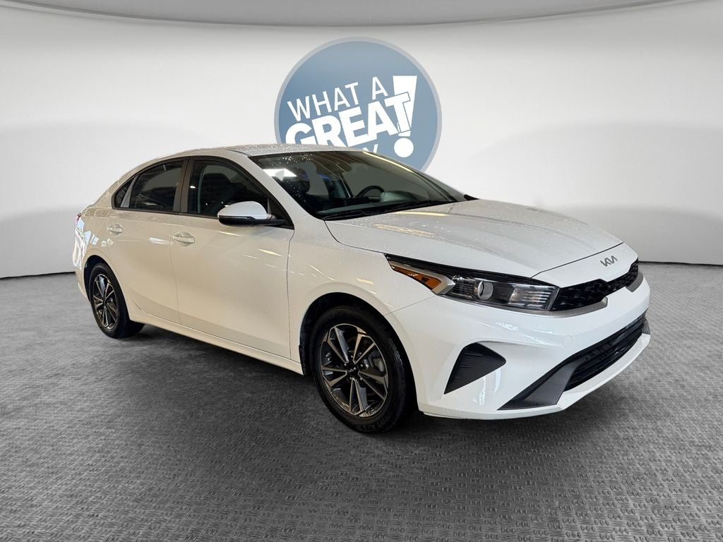 2023 Kia Forte LXS Technology Pkg