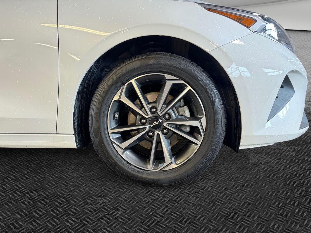2023 Kia Forte LXS Technology Pkg