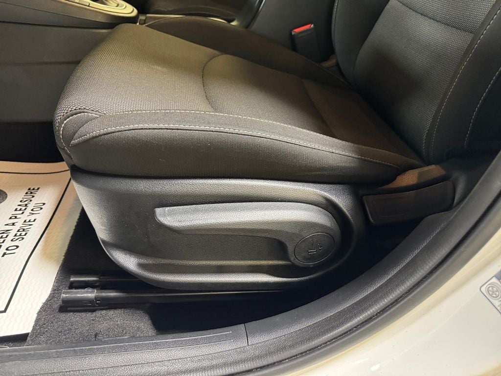 2023 Kia Forte LXS Technology Pkg