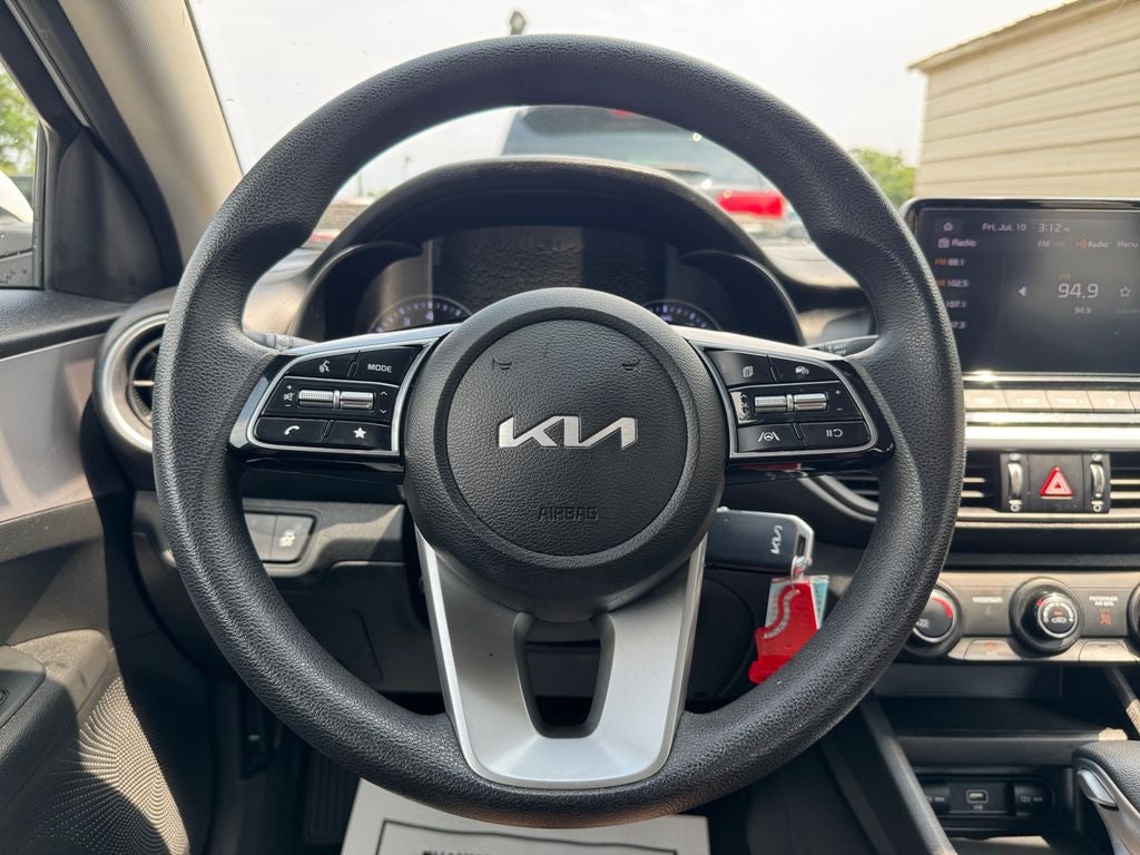 2023 Kia Forte LXS Technology Pkg