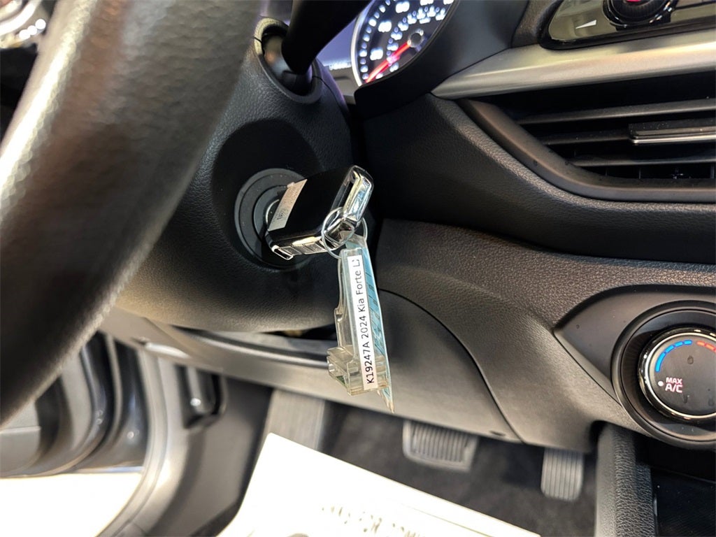 2024 Kia Forte LXS