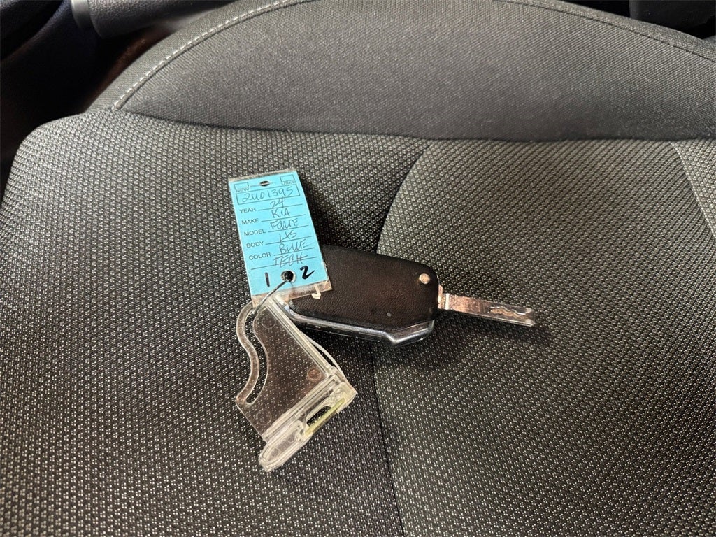 2024 Kia Forte LXS Technology Pkg