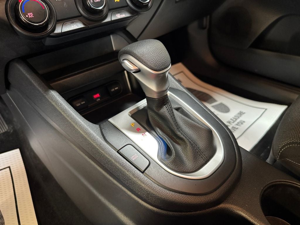 2023 Kia Forte LXS Technology Pkg