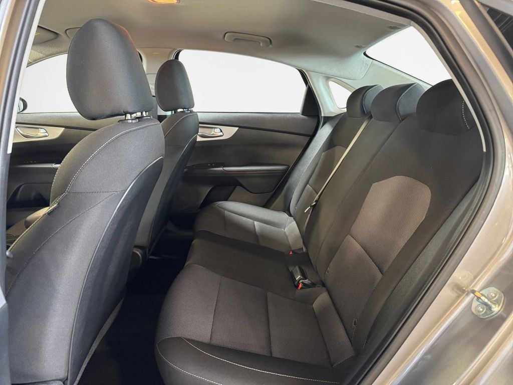 2023 Kia Forte LXS Technology Pkg