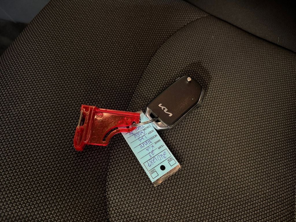 2023 Kia Forte LXS Technology Pkg