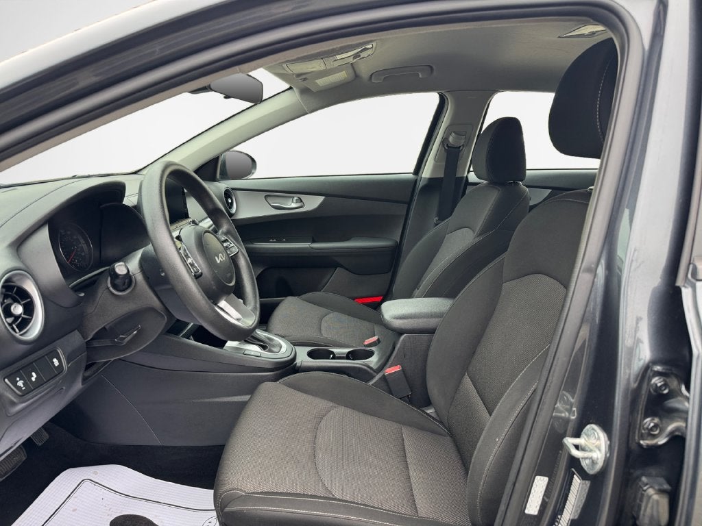 2023 Kia Forte LXS Technology Pkg