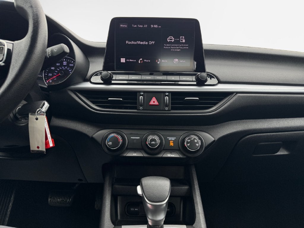 2023 Kia Forte LXS Technology Pkg