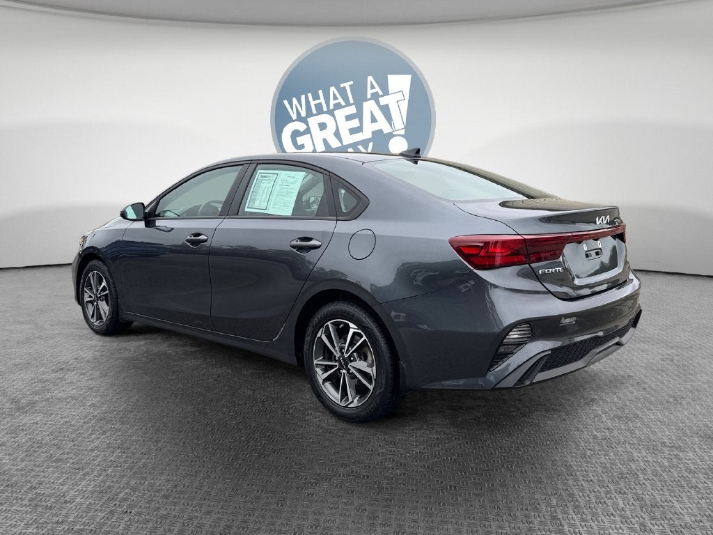 2023 Kia Forte LXS Technology Pkg