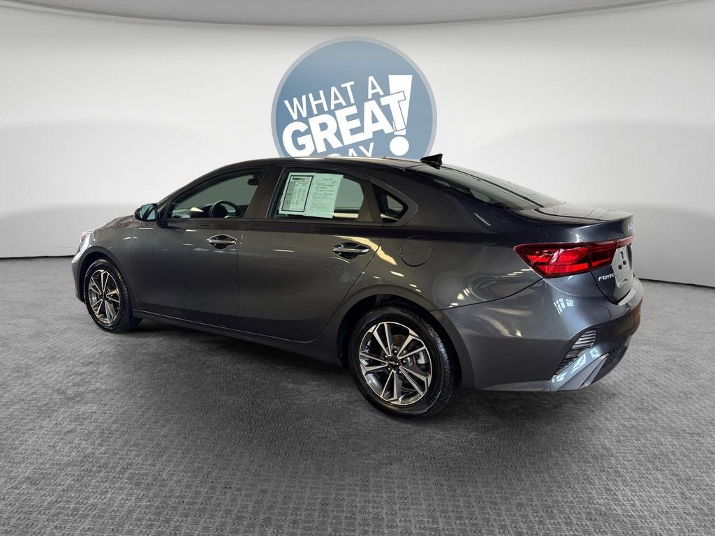 2023 Kia Forte LXS