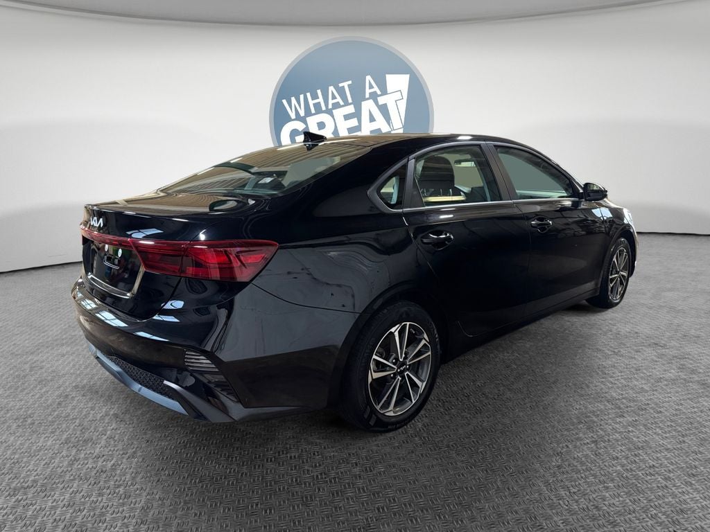 2024 Kia Forte LXS Technology Pkg