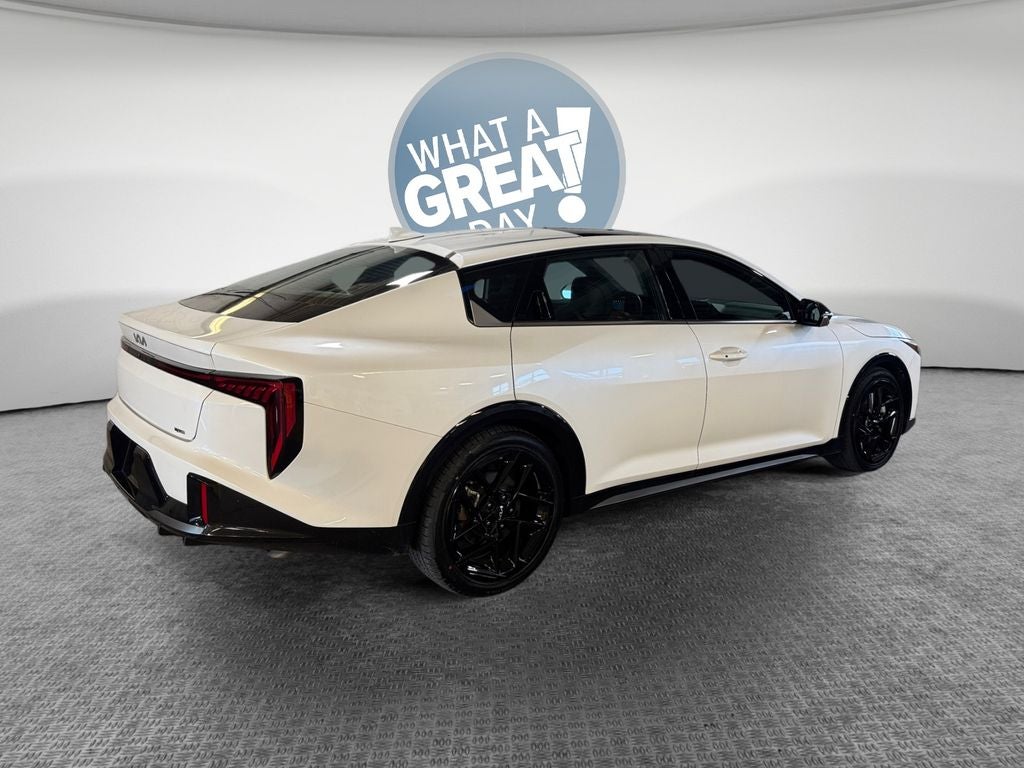 2025 Kia K4 GT-Line Turbo