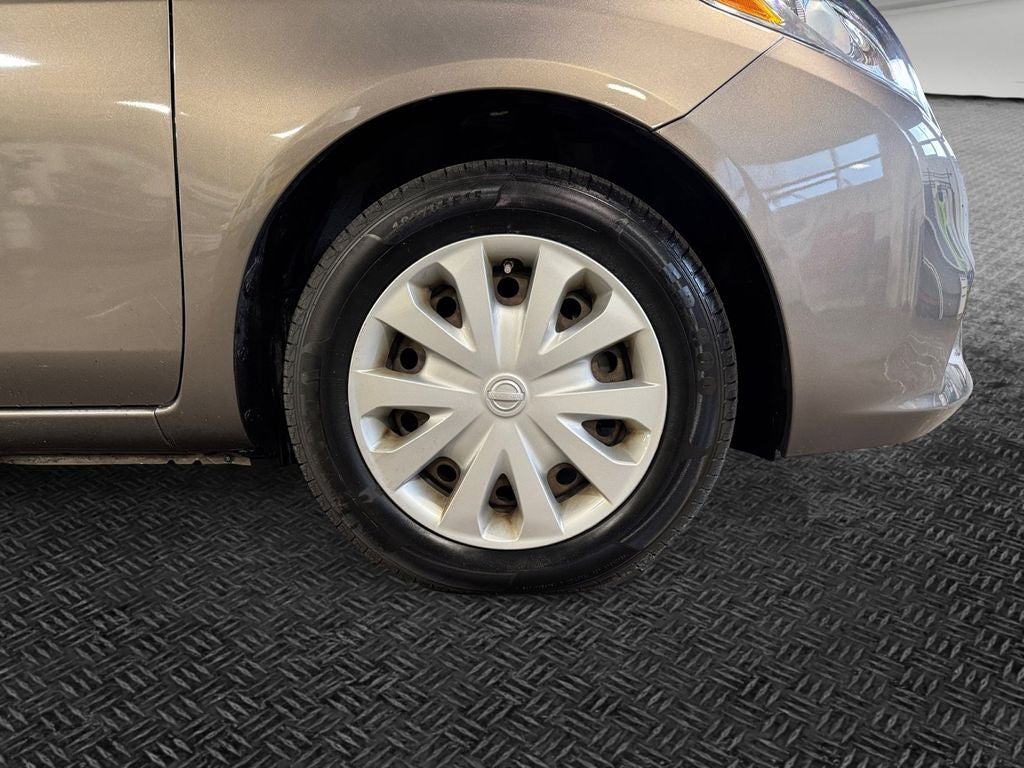 2014 Nissan Versa 1.6 SV