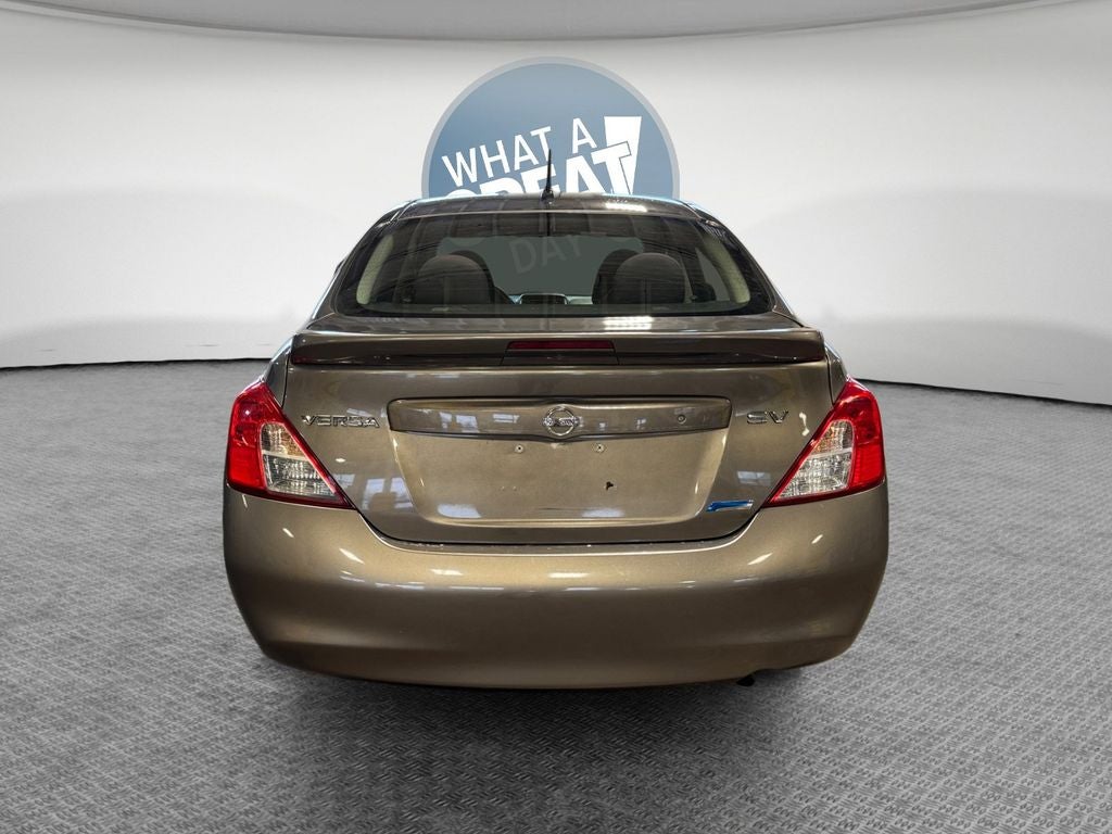 2014 Nissan Versa 1.6 SV