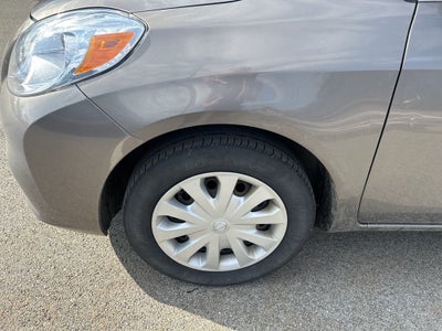 2014 Nissan Versa 1.6 SV