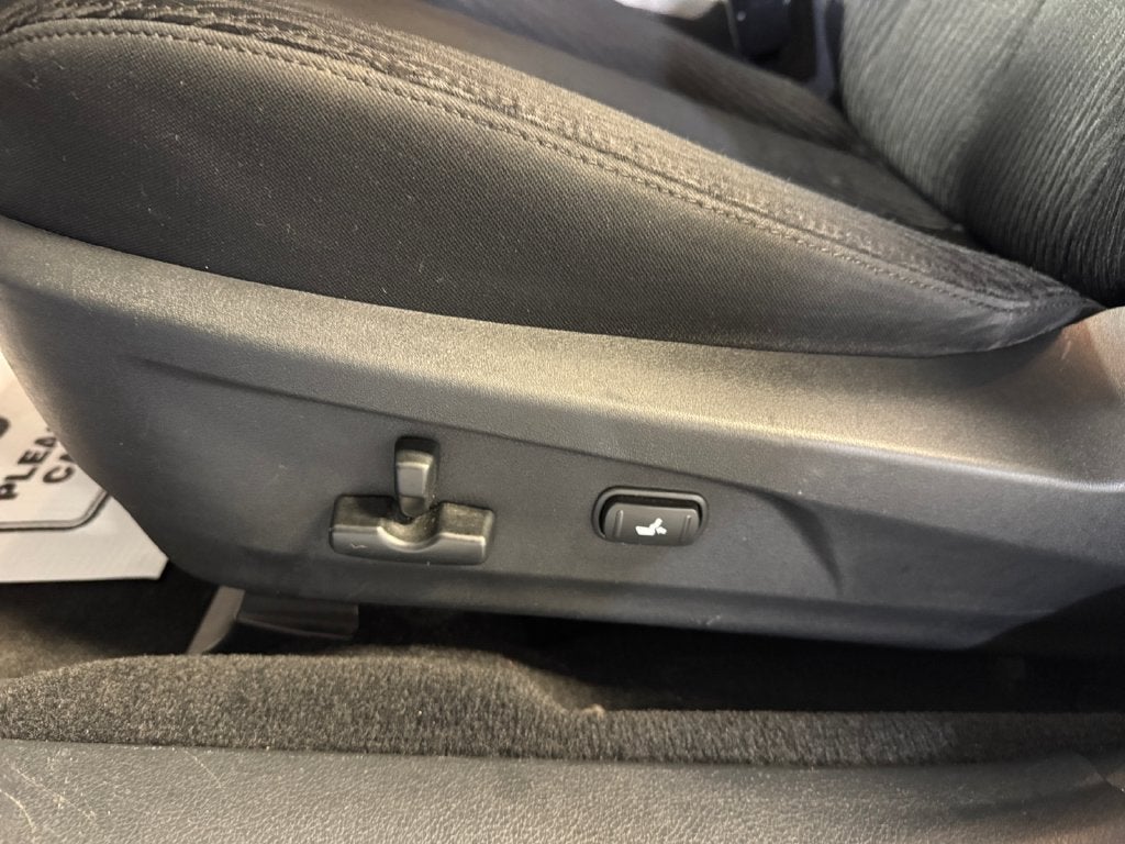 2011 Subaru Legacy 2.5i Premium
