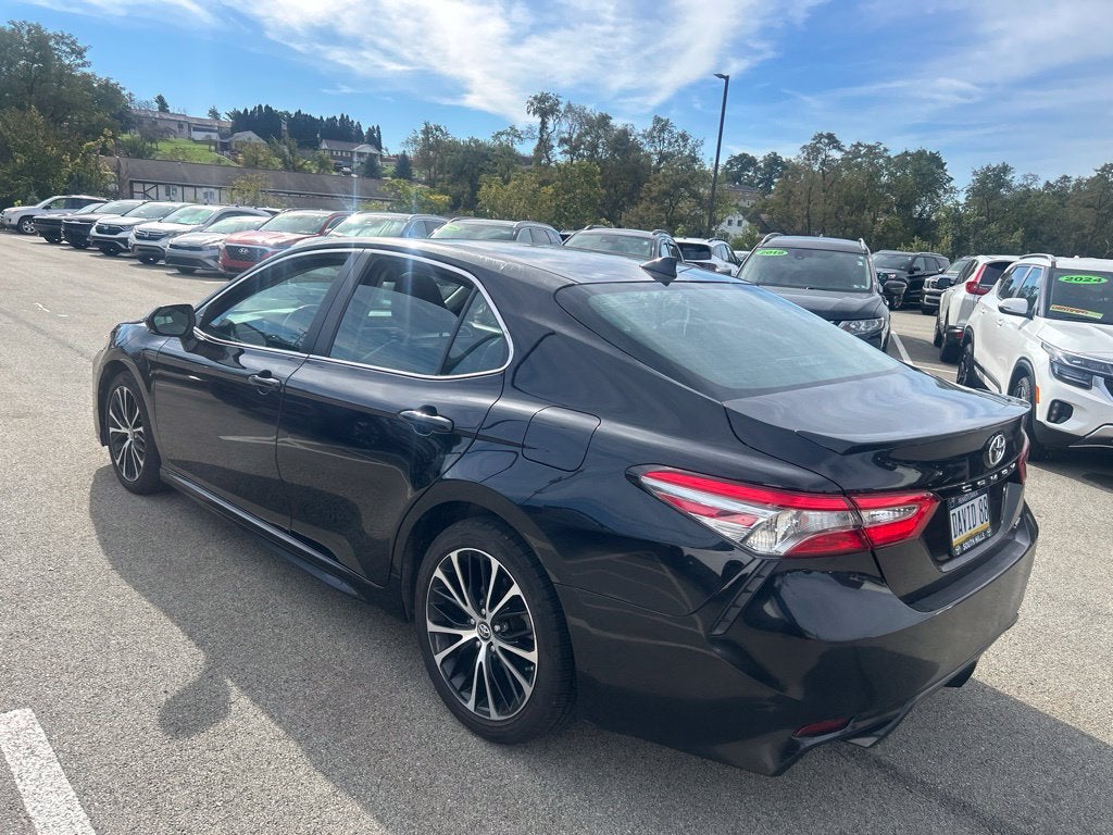 2019 Toyota Camry SE