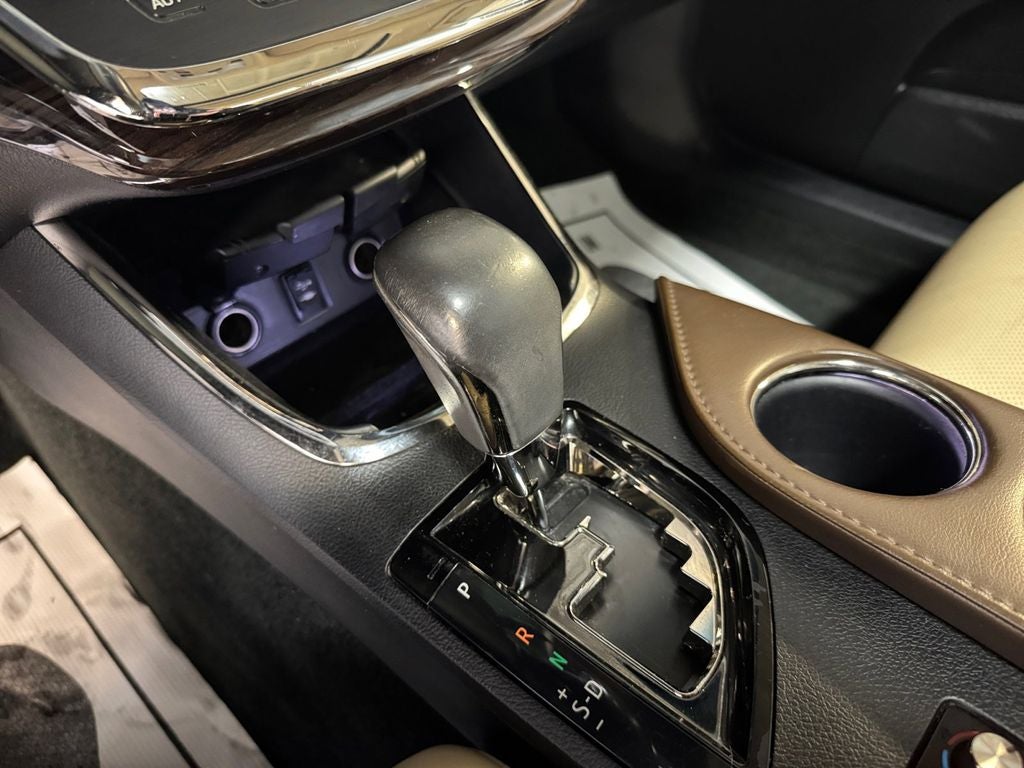 2013 Toyota Avalon Hybrid Limited