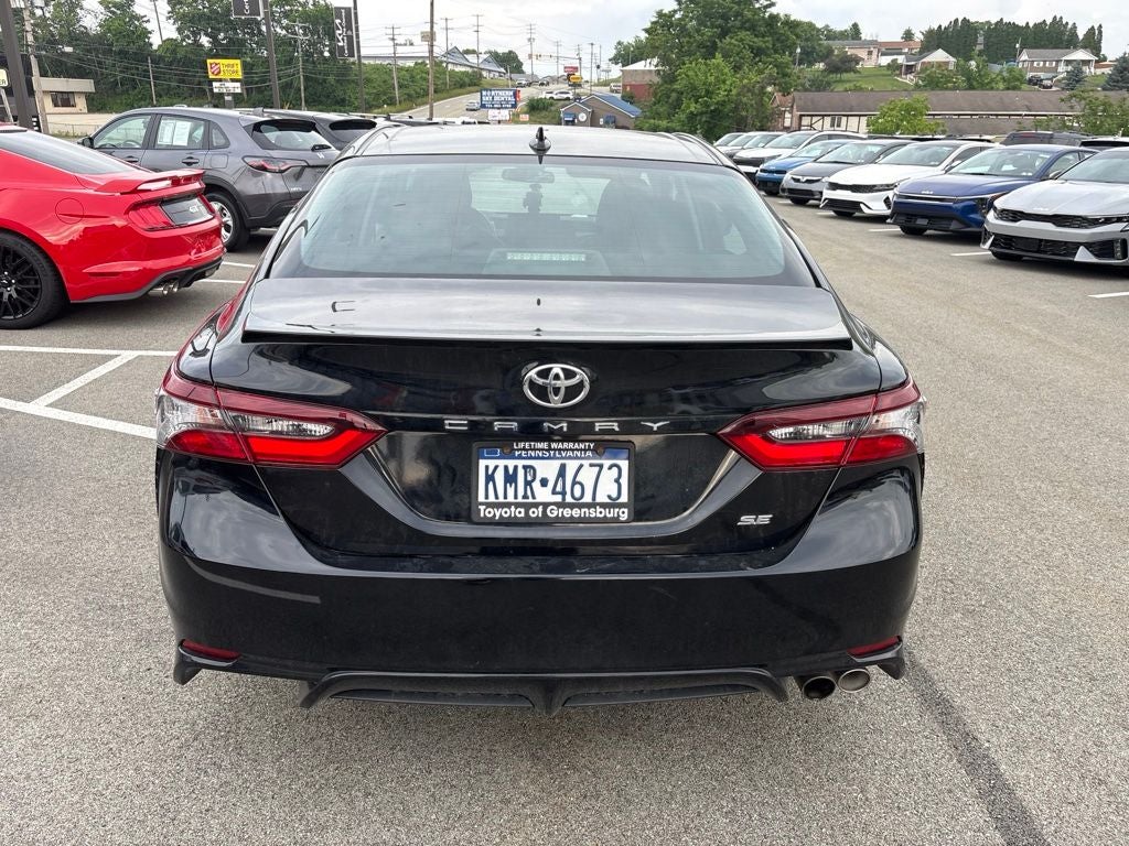 2022 Toyota Camry SE