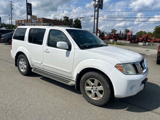 2012 Nissan Pathfinder SV