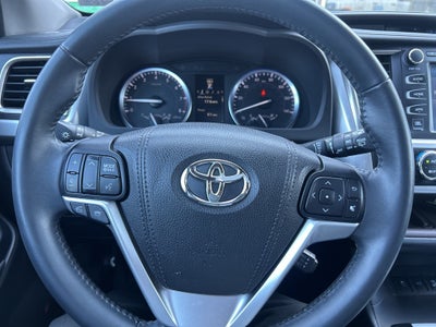 2016 Toyota Highlander Limited