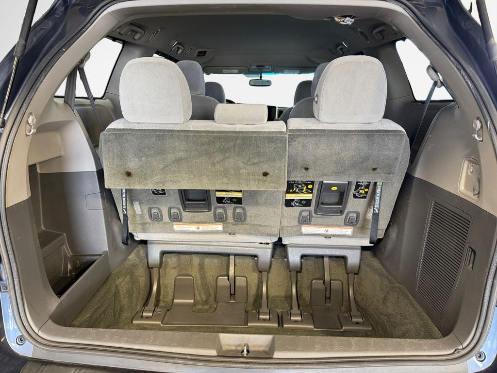 2015 Toyota Sienna LE 7 Passenger